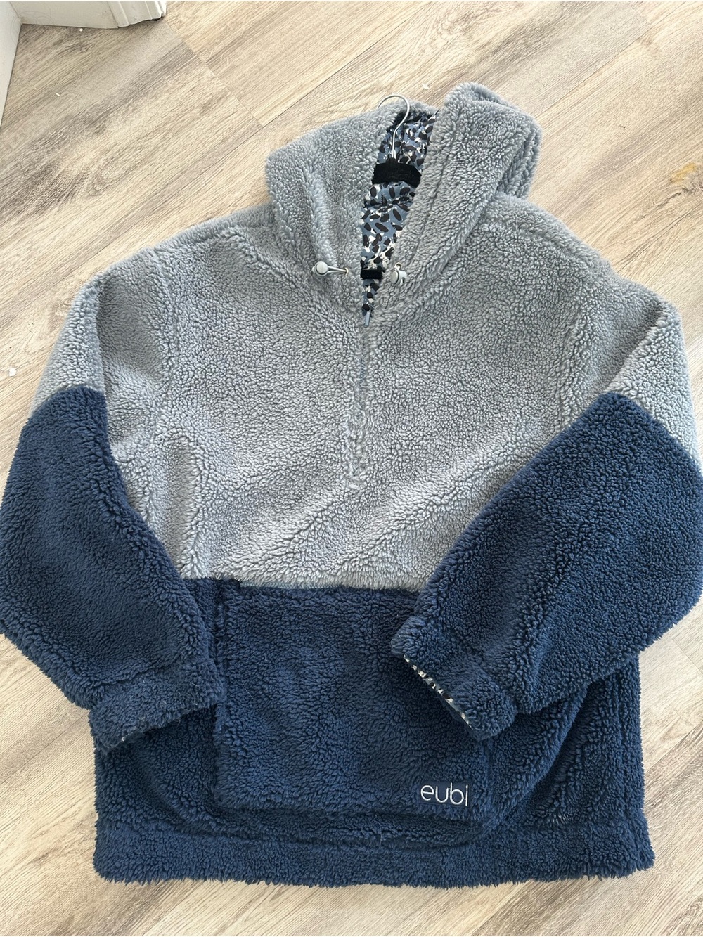Mens Two-Tone Plush Hoodie - Gray & Navy